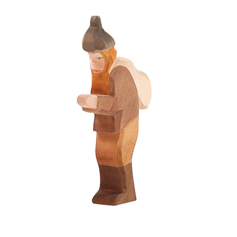 Helper of St Nicholaus Wooden Figurine (26502) - Ostheimer