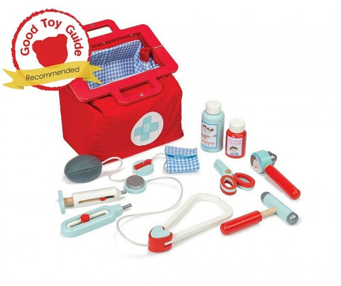 Le Toy Van Wooden Doctors Kit