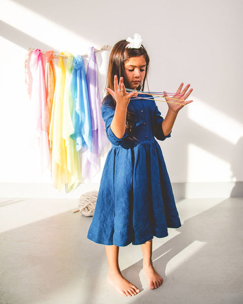 String Game Sarah Silks – Dragonfly Toys